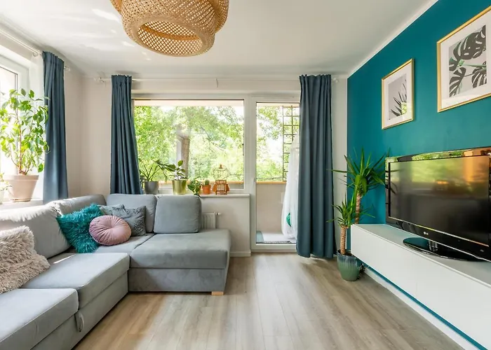 Sun House + Free Parking *