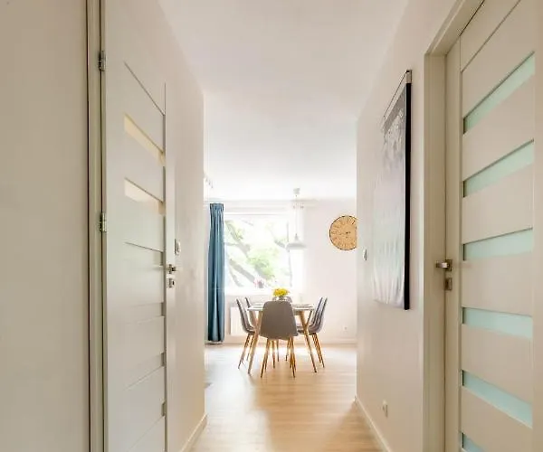 Sun House + Free Parking Апартаменты *